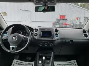 Temiz 2016 Volkswagen Tiguan SE - Product Image 2