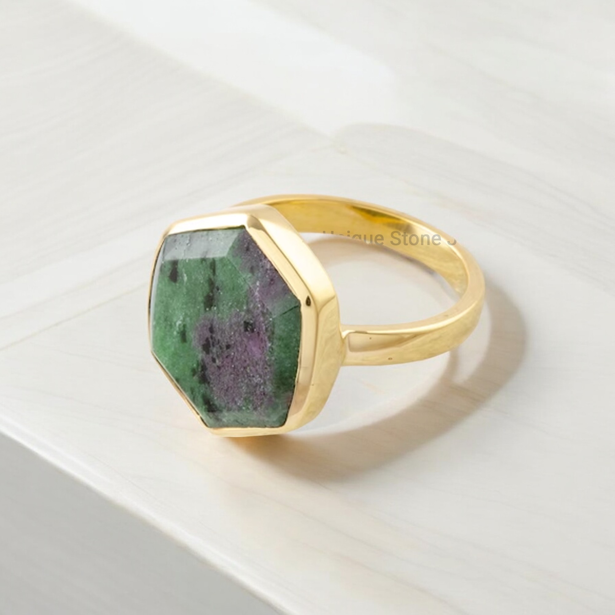 สีเขียว