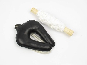 El işi bir deri cazibesi ile bir peregrine falcon eğitim ve cazibesi hareket halinde falconry sanatı sopa - Product Image 3