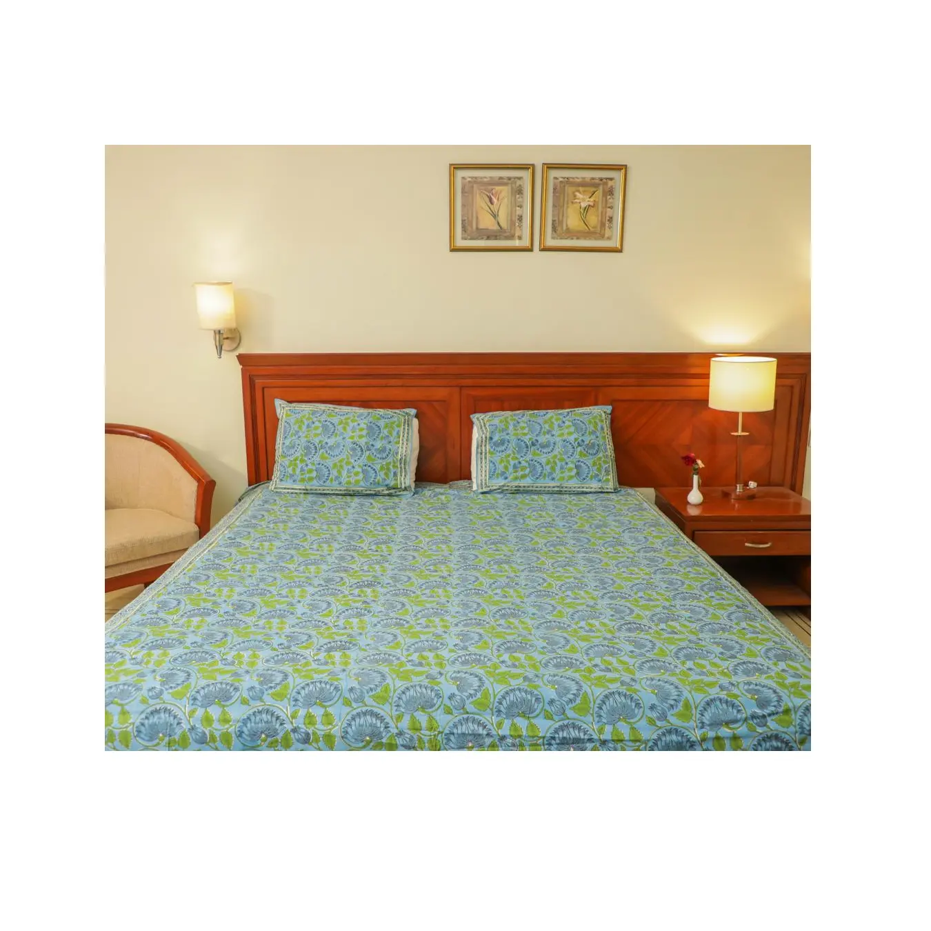 Ensemble de literie de vente chaude avec coton fait et doux au toucher imprimé drap de lit conçu pour les utilisations de décoration de chambre à coucher