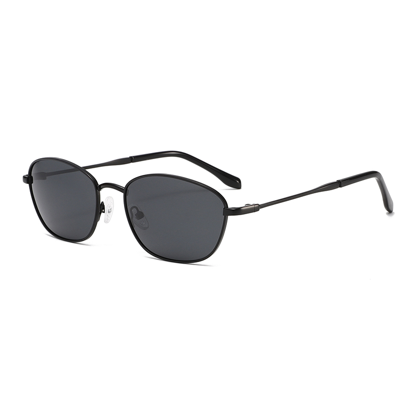 C7: Black/ Smoke