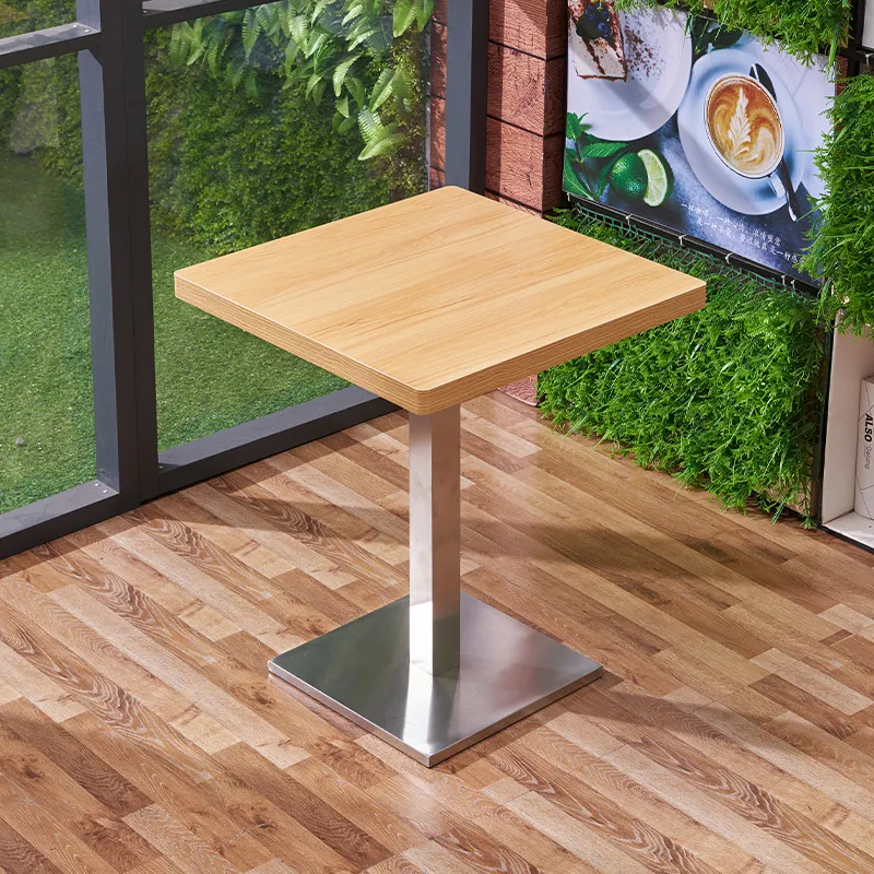ריהוט גן מודרני שולחן אוכל סט 4 כסאות מסעדה שולחן עץ מלא עם רגל מתכת