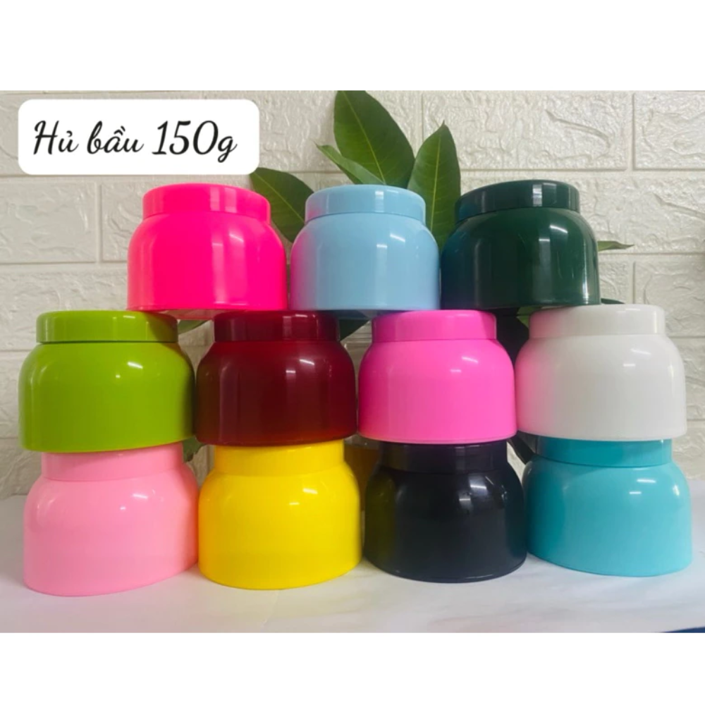 สีเขียวเข้ม