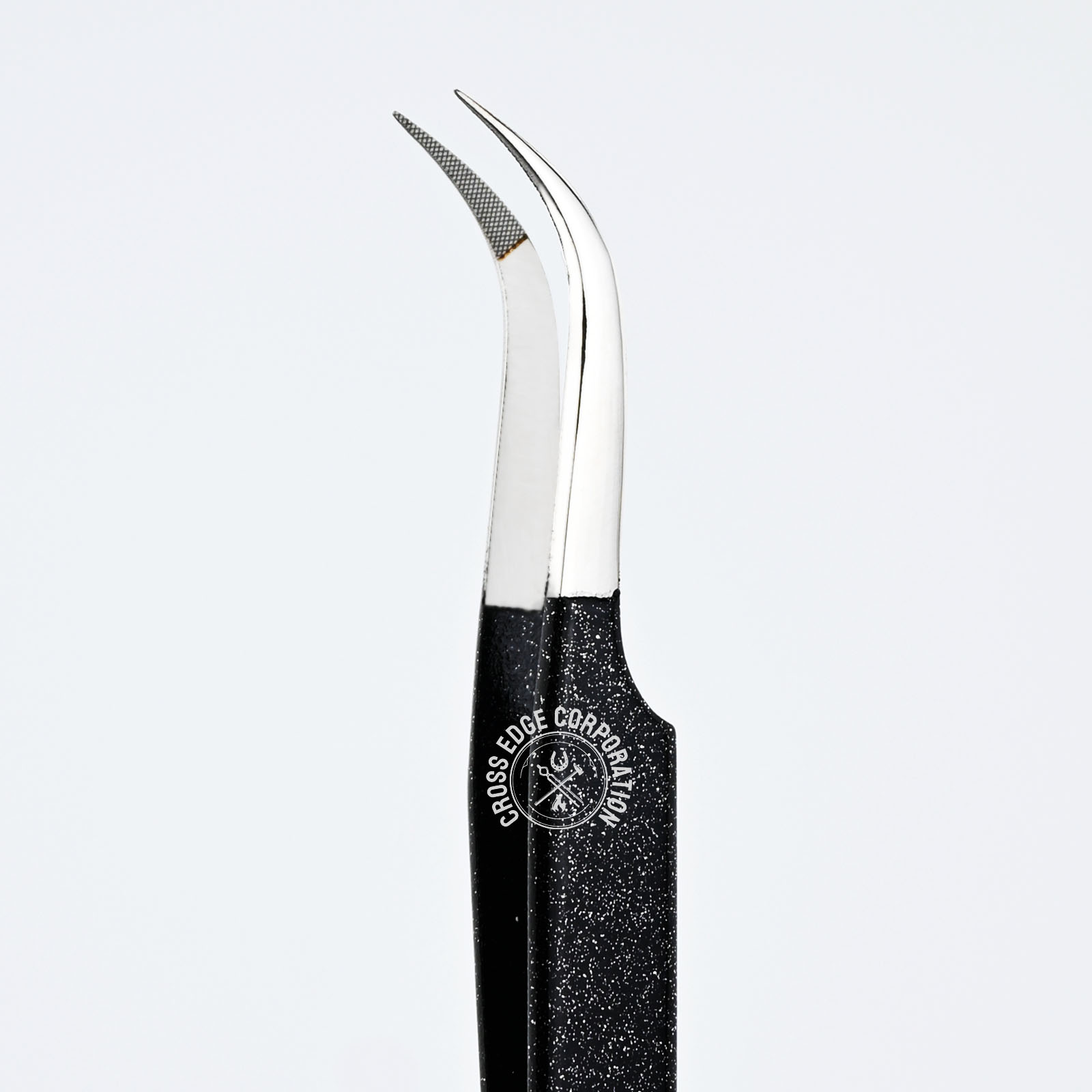 Curved Classic Tweezer