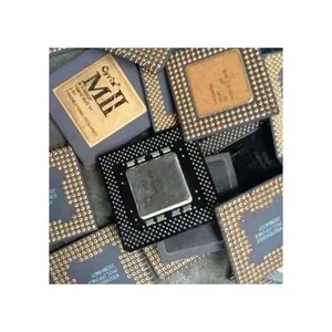 เศษโปรเซสเซอร์ I7ของ Intel Core พร้อมตัวกู้คืนด้วยหมุดสีทองสำหรับเดสก์ท็อปที่นำมาตกแต่งใหม่และใช้ในราคาถูก
