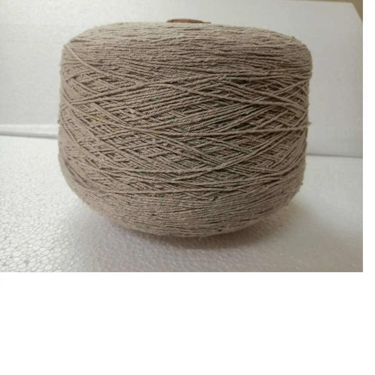 Hilo de hierba de mar natural hecho a medida 20/2 NM con 5% mezcla de algodón ideal para hilanderos y tejedores textiles