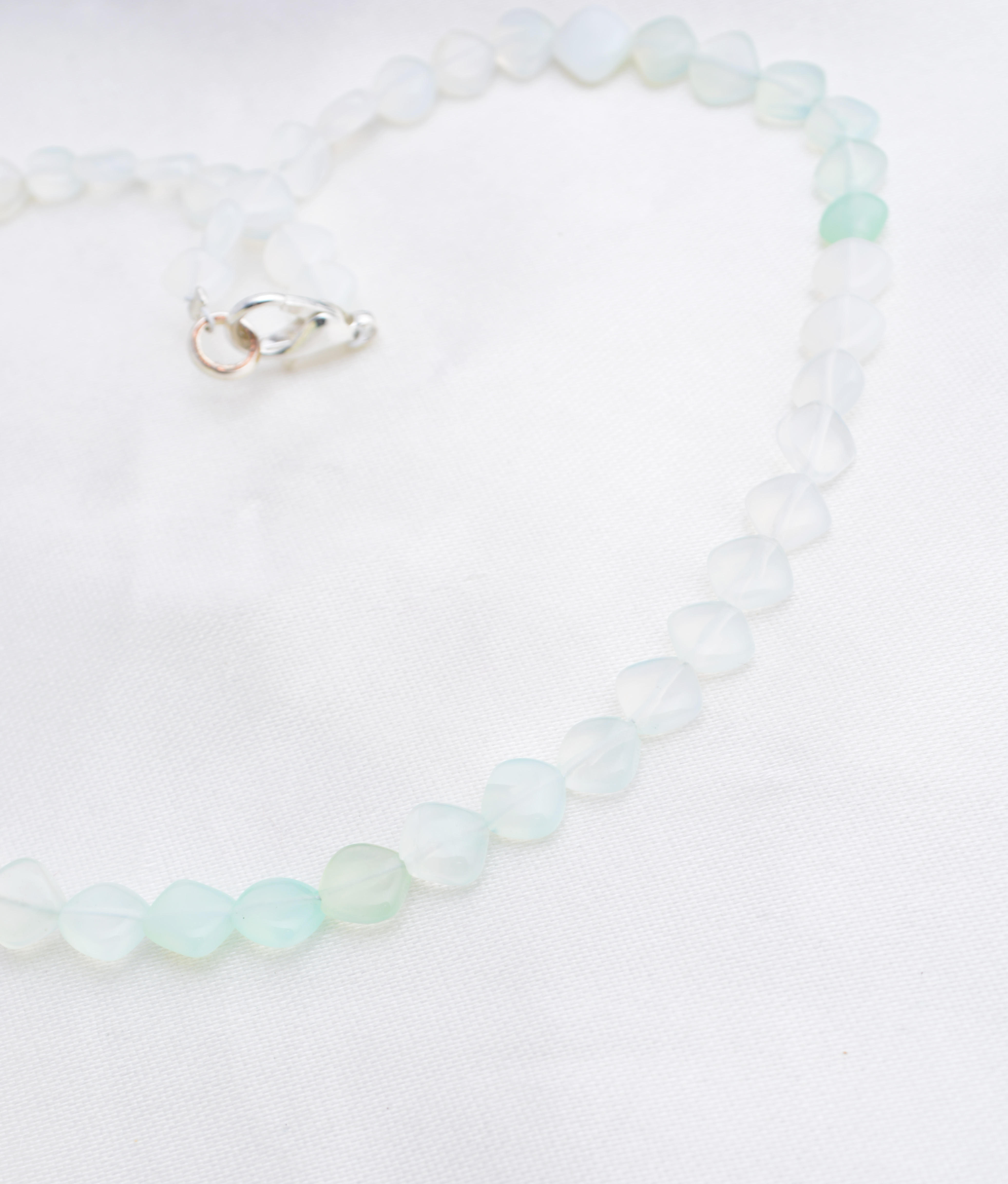 สีเขียว