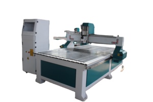 Máquina enrutadora CNC versátil, con sistema de control PCI para hacer gráficos y patrones de logotipos de publicidad grandes