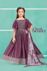 印度出口的新潮设计礼服和Sharara套装和Koti风格3件和<span class=keywords><strong>Lehenga</strong></span> Choli和作物上衣