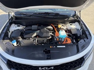 Temiz zerre 2022 <span class=keywords><strong>K</strong></span>-ia <span class=keywords><strong>S</strong></span>-orento Plug-In Hybrid SX prestij