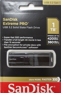 オリジナルのSanDisk Extreme PRO USB3.2ソリッドステートフラッシュドライブSDCZ880-1T00-G46