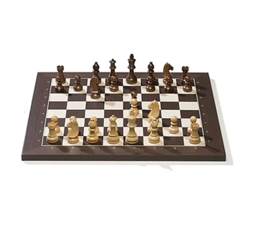Set di scacchi fatti a mano scacchiera in legno con Base in feltro e pezzi degli scacchi intagliati a mano