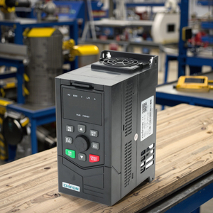 0,75 kW Frequenz umrichter 380V Nennspannung Variabler Wechselstrom motor Wechsel richter VFD Vektors teuerung Drei phasen 750W Nennleistung - Product Image 1