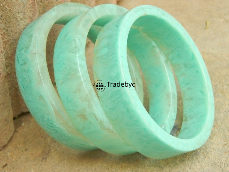 Available in Different Color