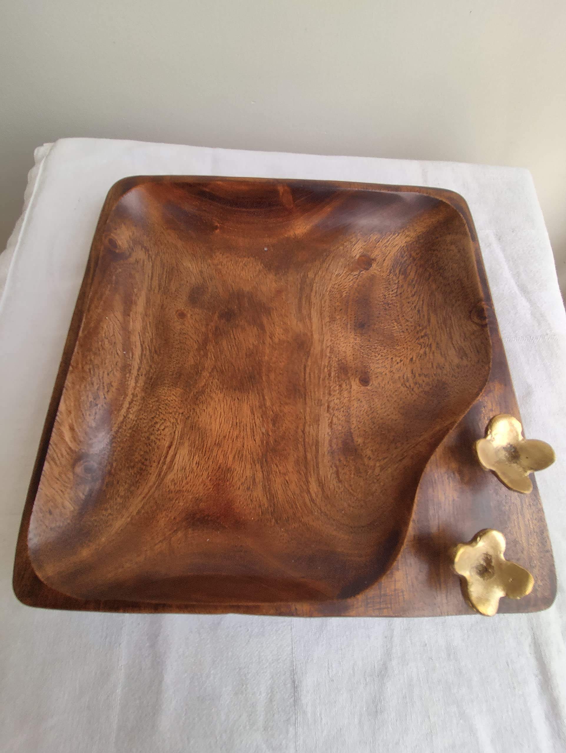 สีน้ำตาล