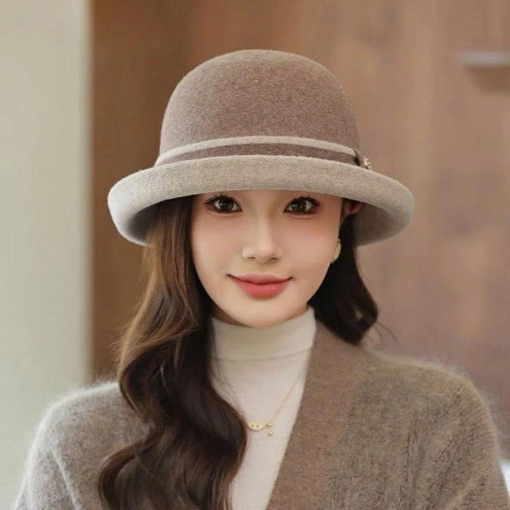 สีน้ำตาล