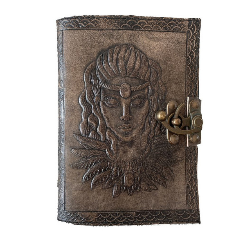 สีน้ำตาล