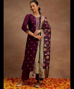 Boda Salwar Kurta para mujeres en estilo Sharara pakistaní con Gharara blanco y hermoso traje de diseño de boutique de terciopelo