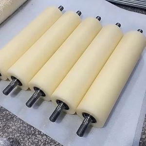 厂家直销聚氨酯天然胶辊高温胶辊定制规格 - Product Image 2