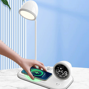 Schnell ladestation 3-in-1-LED-Schreibtischlampe Wireless Charger-Lautsprecher Multifunktion aler Audio-Clock-Lautsprecher mit Bildschirm