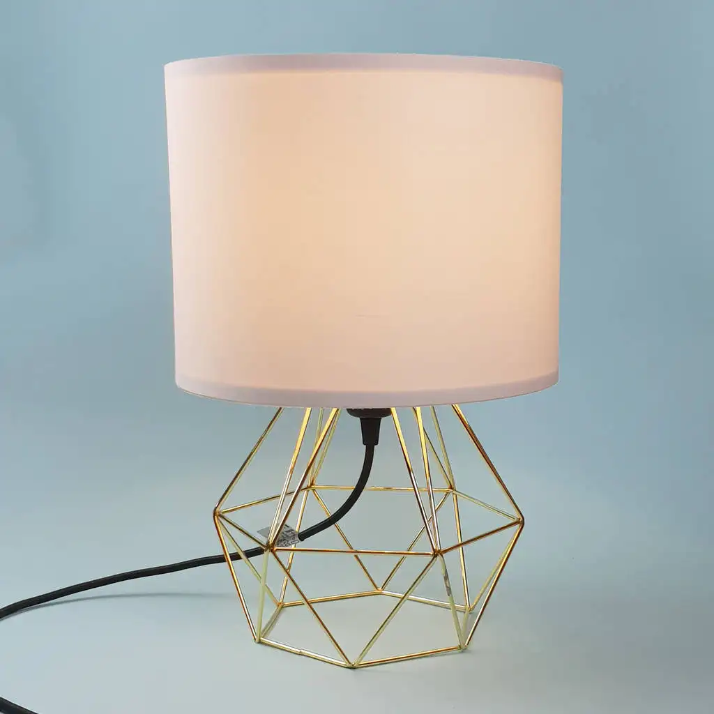 High Quality Postmodern Geometric Metal Luxury Table Lamp Living Room Bedroom Fabric Shade Desk Lamp For Room Office Decoration