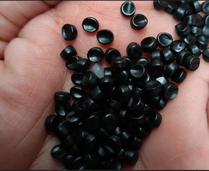 เม็ดพลาสติกโพลีเอทิลีนเกรดท่อ HDPE สีดำ PE100บริสุทธิ์ความหนาแน่นสูง100 PEHD - Product Image 2