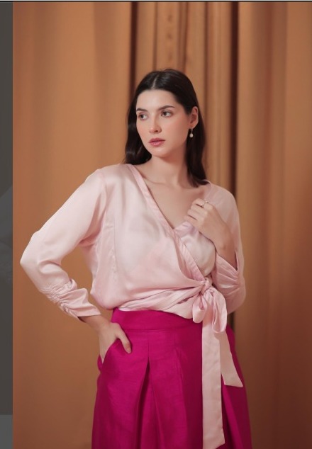 เช่นเดียวกับภาพ