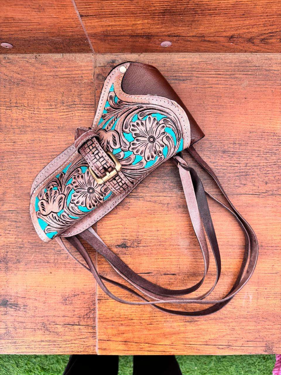 สีน้ำตาล