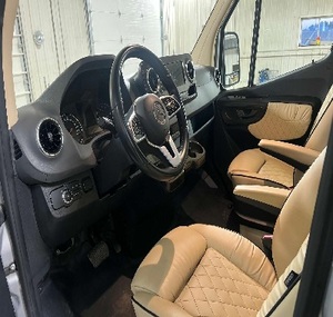 Kullanılan 2023 mercemerceb e n z Metris Explorer dönüşüm - Product Image 4