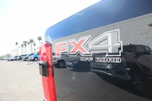 中古2024フォードF-250スーパーデューティープラチナクルーキャブ4WD - Product Image 2