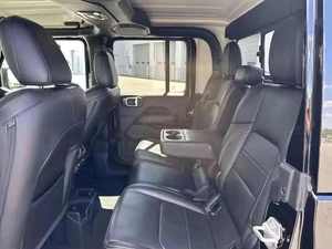 中古2023ジープグラディエーターOverland - Product Image 5