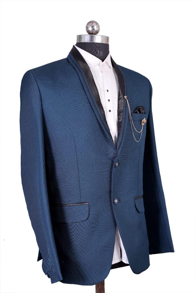 Bleu foncé