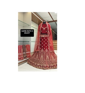 インドで最も売れている結婚式のための高品質グラマラスな<span class=keywords><strong>Lehenga</strong></span> Choliマルチレイヤードネットスカートシマー詳細卸売供給