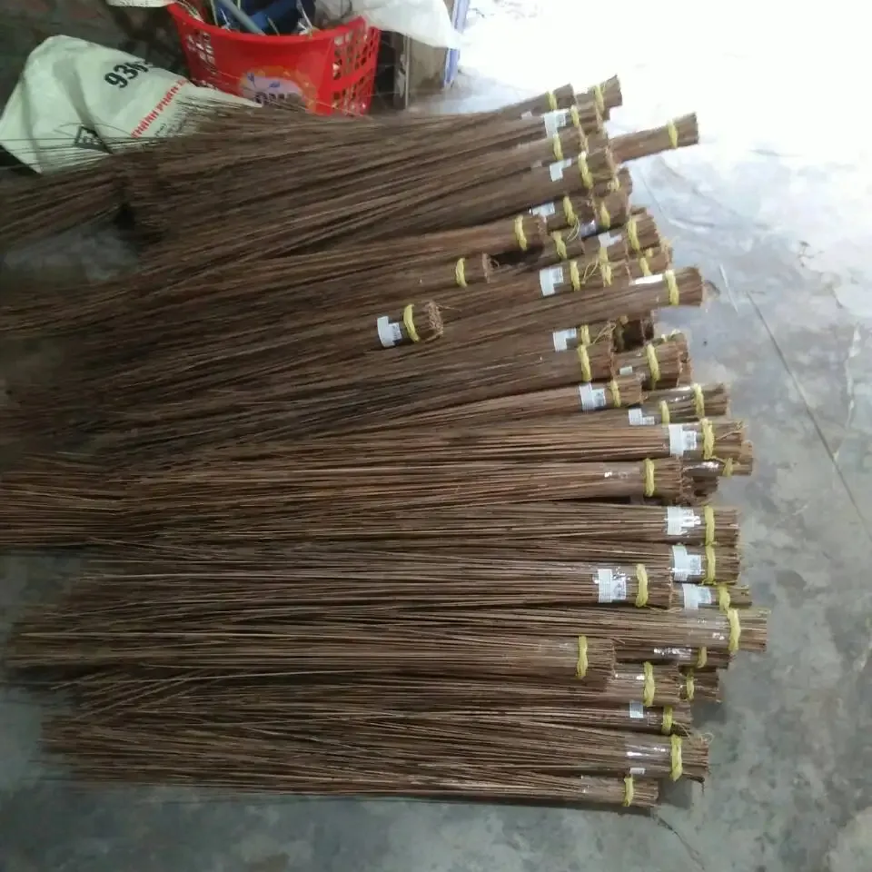 Vara de vassoura de coco 100% cru para ferramenta de jardim, limpador de grama, bastão de vassoura de coco