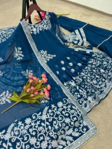 Party Kediya-Plazo and Dupatta Pakistani Bollywood新しい結婚式のインドのデザイナードレスGOWN