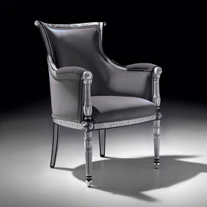 Le fauteuil rembourré Emili de style traditionnel est en bois de hêtre sculpté 3011443 - Product Image 2