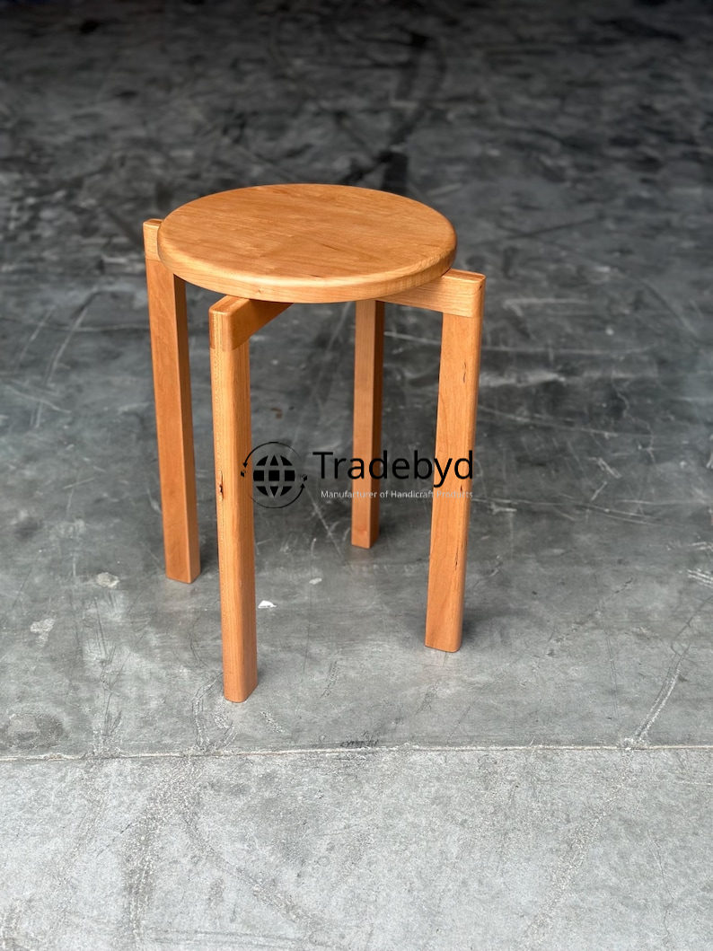 Available in different Colors