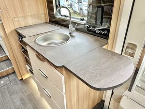 2019 Fleetwood Pulse 24B Class C Motorhome б/у RV Euro 5 Emission 4-6 пассажиров микроволновая печь - Product Image 2