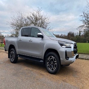 4WD Toyota Hilux SUV Sale Electric Diesel Fuel <strong>8L</strong> <strong>Turbo</strong> Engine 4L Capacity Leather Automatic Manual Gearbox R18 Left Japanese - Product Image 1