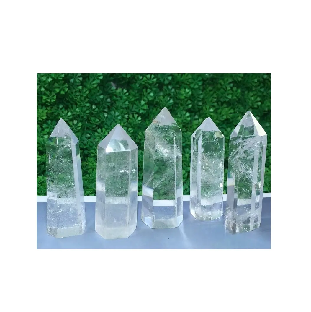Pierre précieuse de guérison en cristal naturel Tour de quartz clair pour la guérison disponible au prix de gros de l'Inde