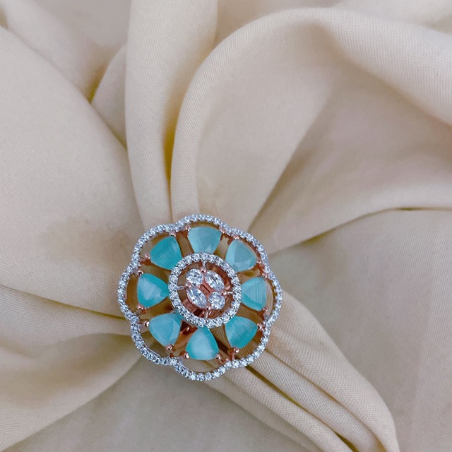 ทะเลสีเขียว