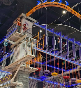 Trung tâm giải trí gia đình nổi tiếng bằng gỗ hogwood Bao gồm khóa học dây thừng và leo núi cho cha mẹ và trẻ em để tập thể dục - Product Image 1