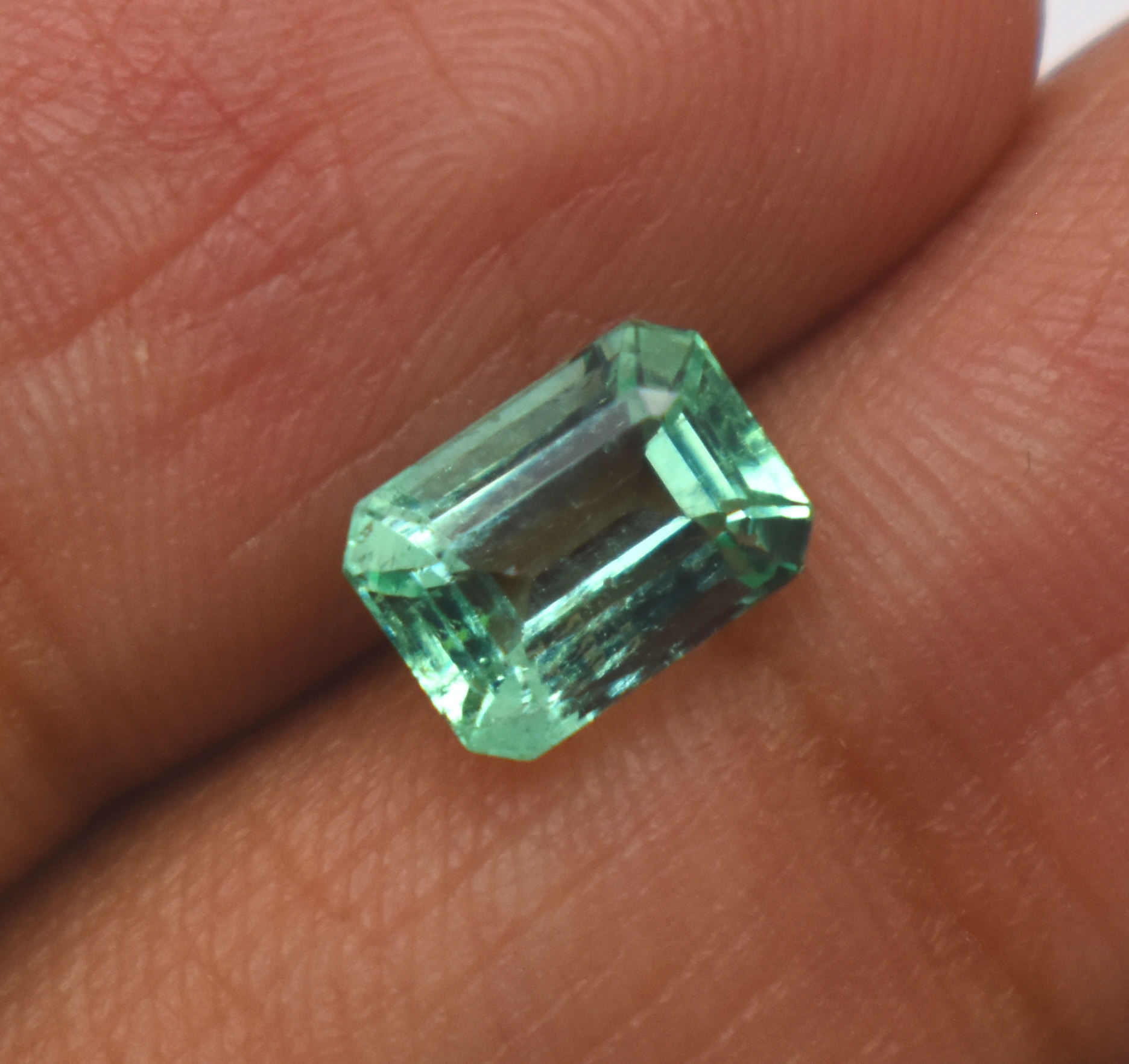 สีเขียว