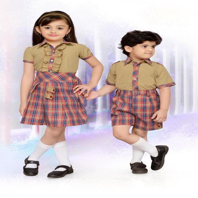 สีน้ำตาล