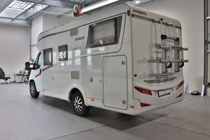 安いモーターホームRVキャンパー2016デスレフトレンドT6717