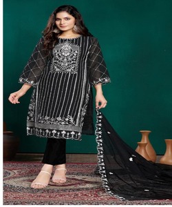 הודי punjabi kurta סטים לנשים עם מעילים צנועים בצנועים בבגדי ים