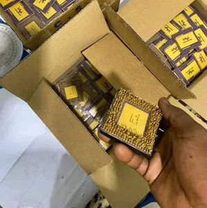 卸売CPUプロセッサプリムムグレードスクラップゴールド回収セラミックCPUスクラップ出荷準備完了