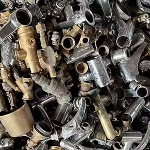真ちゅう製のタイプのストックの純粋な銅スクラップが利用可能