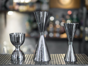 המכירה הטובה ביותר של <span class=keywords><strong>jigger</strong></span> נירוסטה פליז קוקטייל מלוטש מדידה ג 'יגר עם ידית