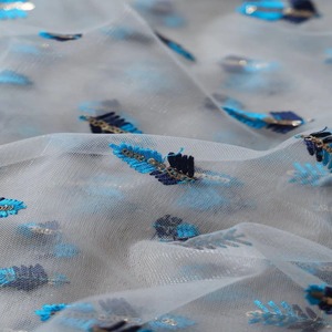 Luxuriöser Polyester-Stick netz stoff mit elegantem Muster für Brautkleider Mode kleidung und kunden spezifische Design projekte